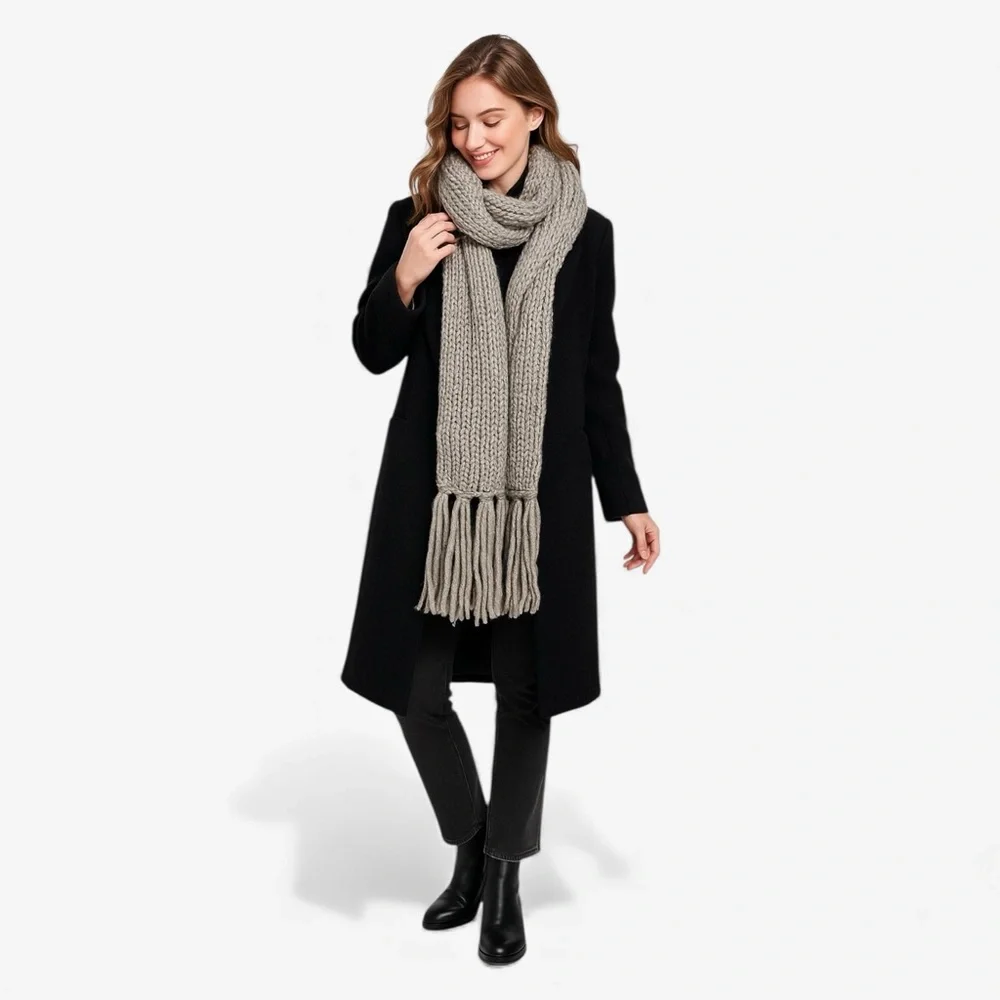 Centelli e Galluzzo Chunky Knit Wool Blend Scarf Taupe Gray 76”